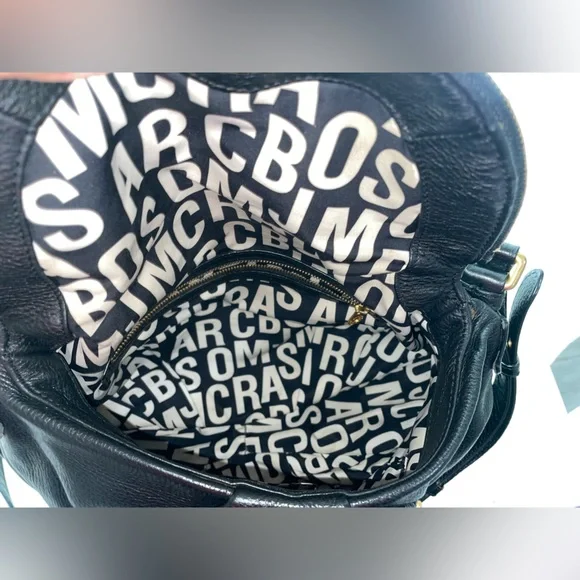 Marc by Marc Jacobs Classic Q Natasha Crossbody – Black Pebbled Leather - Picture 3 of 5